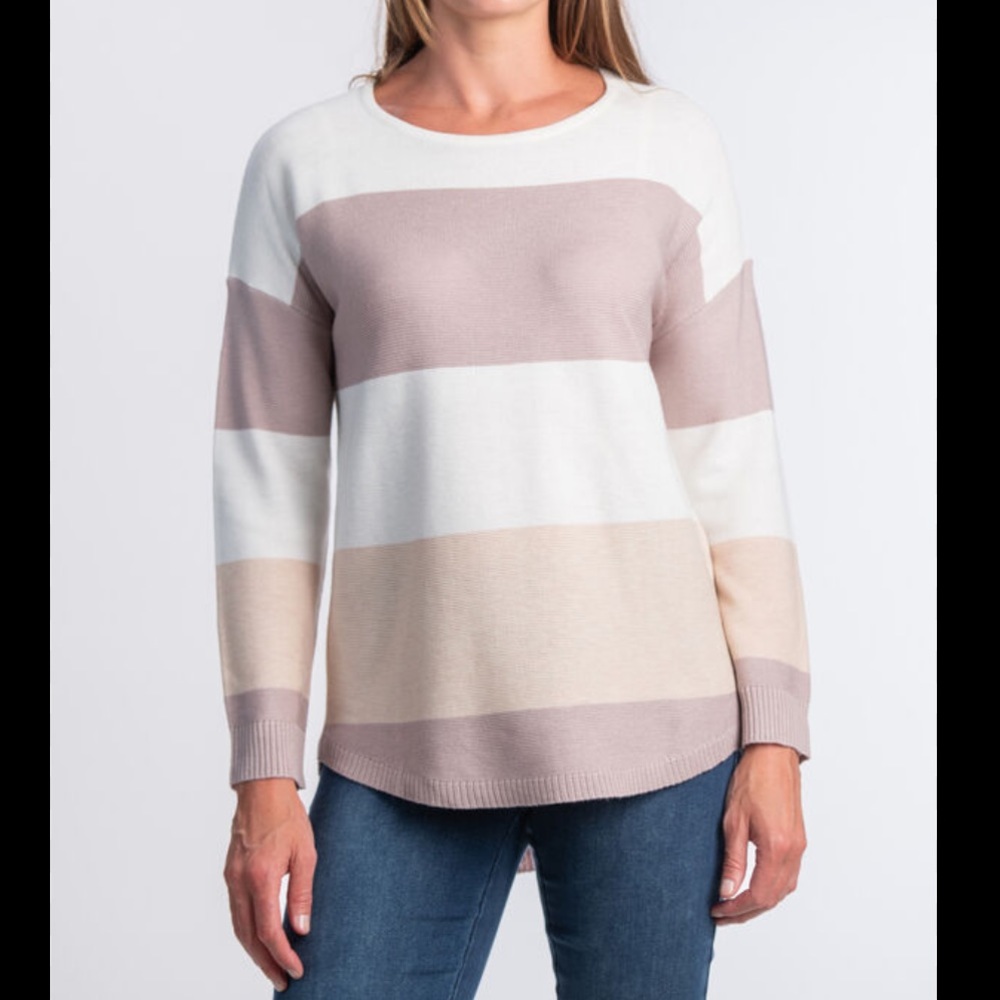 Long Sleeve High-Low Knit Sweater